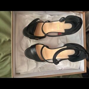 Christian Louboutin platform heels size 8.5 US 38.5 EU